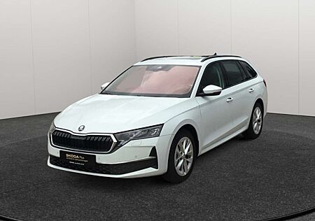 Skoda Octavia Combi 1.5 eTSI DSG Selection Matrix AHK Navi Rear