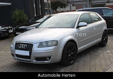 Audi A3 2.0 TDI Ambition*3-TÜRIG*KLIMATRONIC*ALU*