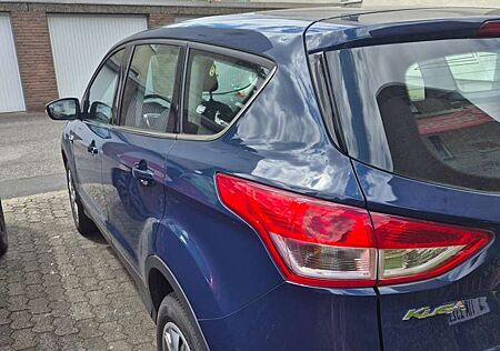 Ford Kuga 1.5 EcoBoost 2x4 Trend