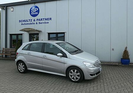 Mercedes-Benz B 180 CDI / 2.Hd. Allw., PDC., Temp., HU fällig!