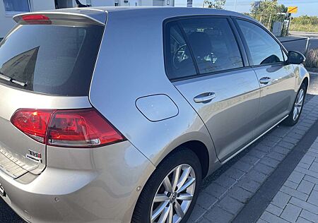 VW Golf Volkswagen Lounge Techn DSG