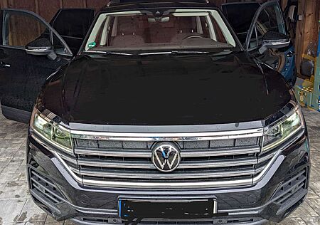 VW Touareg Volkswagen Basis 4Motion