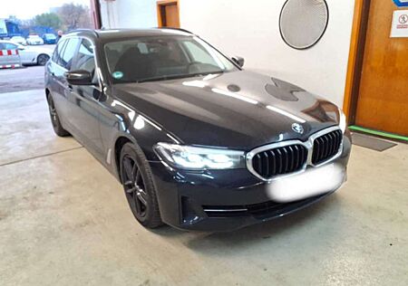BMW 530 d HiFi-Sound LED Navi R.Cam PDC SHZ BLIS