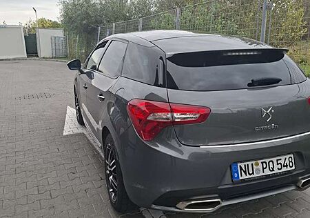 Citroën DS5 Citroen HDi 165 SportChic