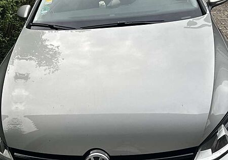 VW Golf Volkswagen 1.6 TDI BlueMotion Technology Allstar
