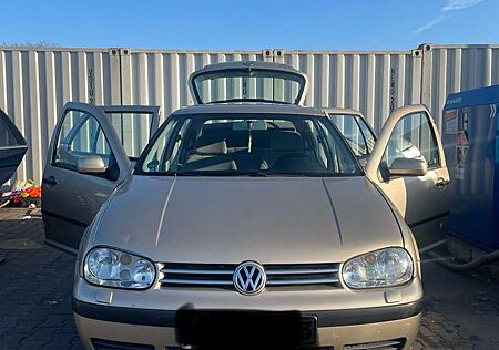 VW Golf Volkswagen
