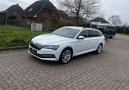Skoda Superb Combi Ambition iV 1.Hand 64TKM
