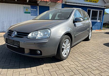 VW Golf Volkswagen Tour 1.6i, Bj. 2007, 102 PS, TÜV neu, AHK, Alu