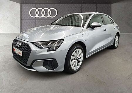 Audi A3 40 TFSI e S tronic LED DAB PDC Temp