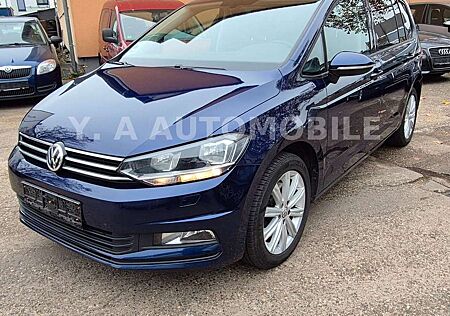 VW Touran Volkswagen 1.6Tdi BMT*Autom.*7Sitz*Navi*PDC