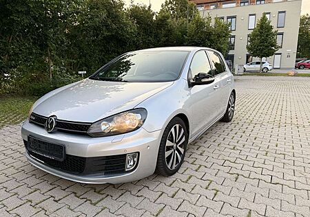 VW Golf Volkswagen 2.0 TDI DPF GTD