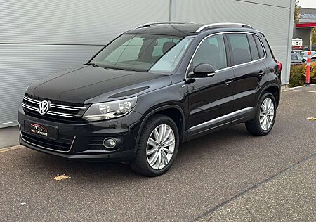 VW Tiguan Volkswagen Life 4Motion PANO DSG PARK ASSIST