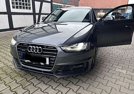 Audi A4 S line Sportpaket / plus quattro