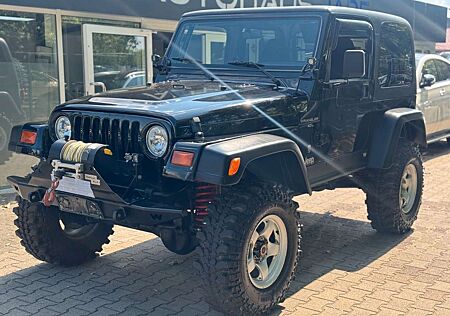 Jeep Wrangler 4.0L 60th Anniversary