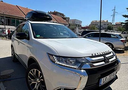 Mitsubishi Outlander 2.2 DI-D 4WD Aut. Diamant Edition+