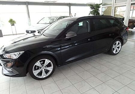 Seat Leon Sportstourer 1.5 eTSI DSG FR Navi+Parklenk+Kamera