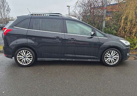 Ford Grand C-Max Titanium 7 Sitze Navi Klima