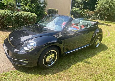 VW Beetle Volkswagen Cabriolet 1.2 TSI Design 6-Gang 50s