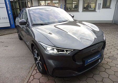 Ford Mustang Mach-E Premium Automatik 4x4
