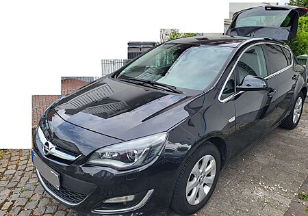 Opel Astra J Exlusive 1.4 Turbo