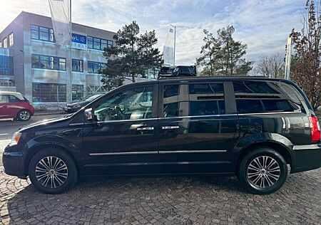 Lancia Voyager S 2.8 CRD 130 KW,DVD El.Schiebetür Xen