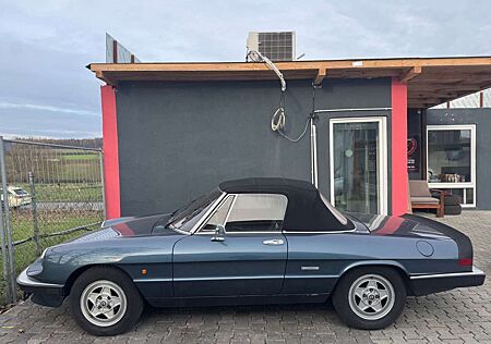 Alfa Romeo Spider 1.6i