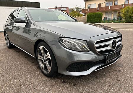 Mercedes-Benz E 200 T 9G- Avantg Head Up LED Leder Fahrass-P-Plus 18"
