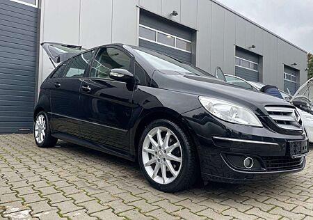 Mercedes-Benz B 200 Turbo Neuzstd ähnl. PANO LEDER 17" ALU