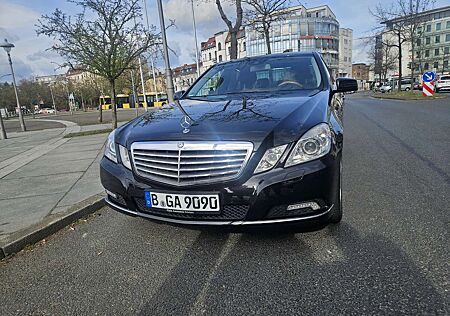 Mercedes-Benz E 350 CGI BlueEFFICIENCY 7G-TRONIC