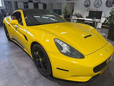 Ferrari California 4.3 V8 4-Sitzer USA Import