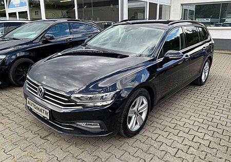 VW Passat Variant Volkswagen 4Motion Navi Massage Rear View