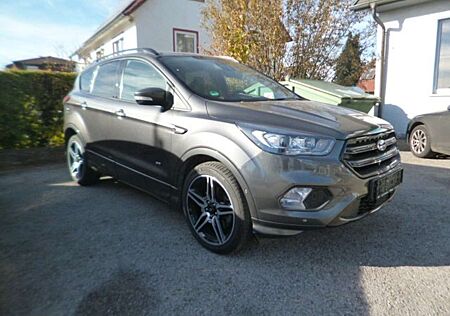 Ford Kuga ST-Line 4x4 Automatik Pano RFK ACC Voll