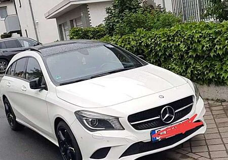 Mercedes-Benz CLA 180 Shooting Brake 7G-