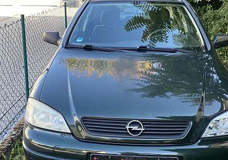 Opel Astra 1.6 Selection