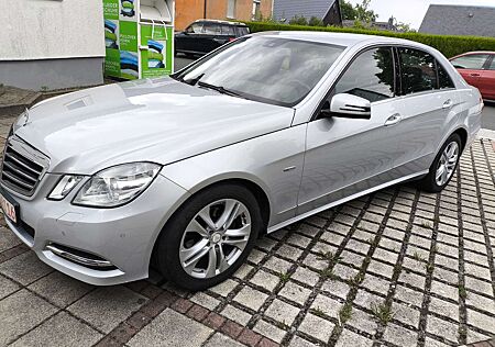 Mercedes-Benz E 220 CDI BlueEfficiency (212.002)