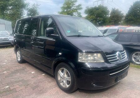 VW T5 Transporter Volkswagen Bus Multivan Highline