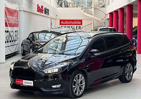 Ford Focus Turnier ST-Line Automatik XENON+NAVI+PDC