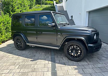 Mercedes-Benz G 63 AMG G AMG Speedshift 9G-TRONIC STRONGER THAN