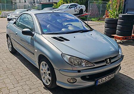 Peugeot 206 CC 110 Platinum frischer TÜV