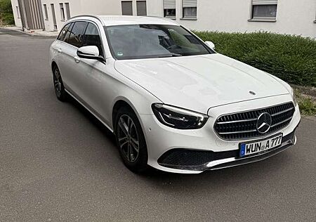 Mercedes-Benz E 220 d T 9G-TRONIC Avantgarde