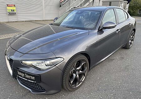 Alfa Romeo Giulia Veloce Q4 Vollausstattung Alu"19