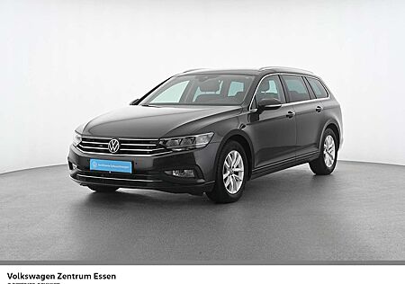VW Passat Variant Volkswagen Business TSI DSG AHK LED ACC RFK