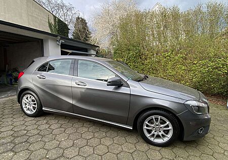 Mercedes-Benz A 180 CDI (BlueEFFICIENCY) Urban