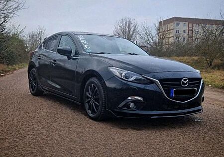 Mazda 3 SKYACTIV-D 150 Black Limited