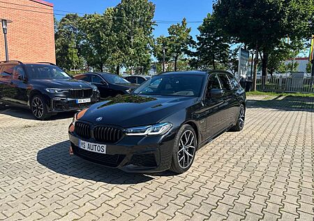 BMW 530 e xD T*Msportp*Head Up*Kamera*Laser*Kardon