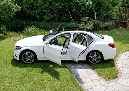 Mercedes-Benz C 350 e 7G-TRONIC AMG Line