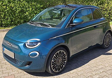 Fiat 500E "La Prima" Ocean Green neuwertig