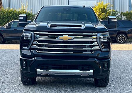 Chevrolet Silverado 2500 Crew Cab 6.6l V8 Duramax TD