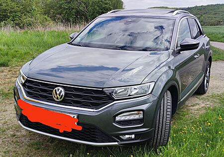 VW T-Roc Volkswagen 1.5 TSI ACT Sport