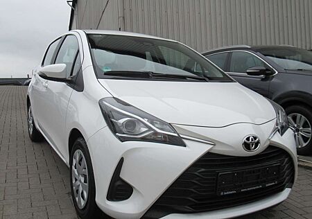 Toyota Yaris Comfort-Navi-Kamera-Allwetterr.-erst 12 TKM-1.Hand